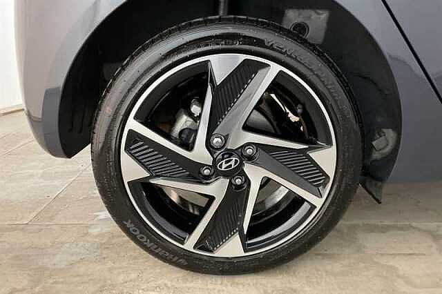 Hyundai i10 1.2 Premium Hatchback 5dr Petrol Auto Euro 6 (s/s) (79 ps)