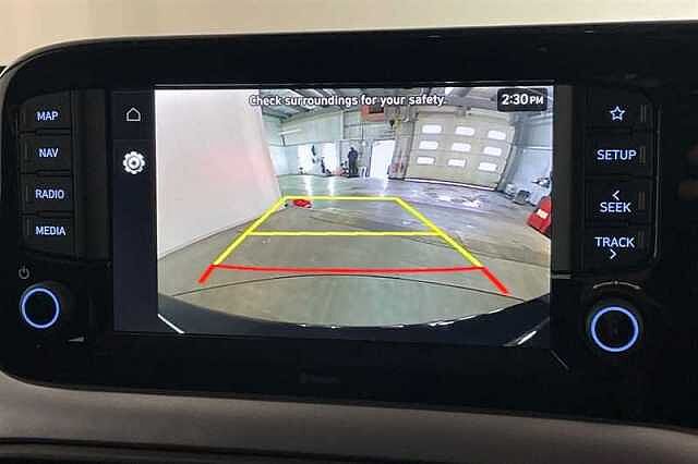 Hyundai i10 1.0 Premium Hatchback 5dr Petrol Auto Euro 6 (s/s) (63 ps)