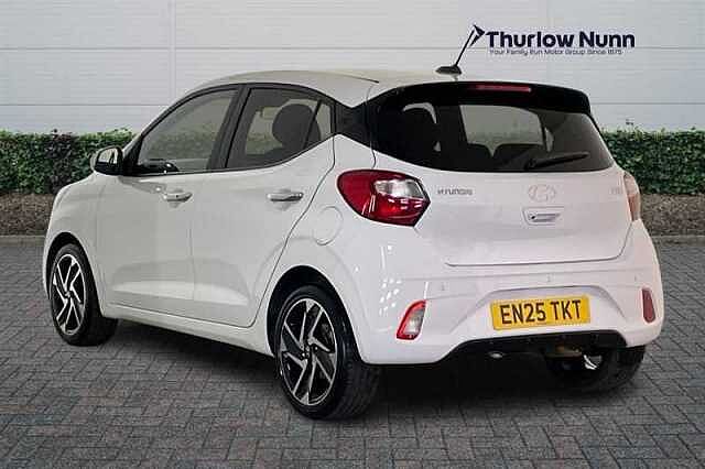 Hyundai i10 1.2 Premium Hatchback 5dr Petrol Auto Euro 6 (s/s) (79 ps)