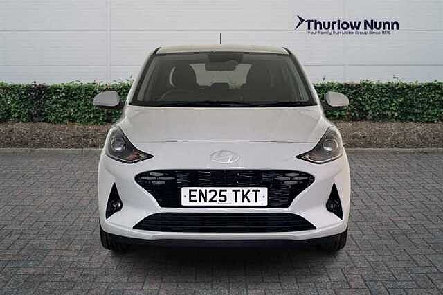 Hyundai i10 1.2 Premium Hatchback 5dr Petrol Auto Euro 6 (s/s) (79 ps)