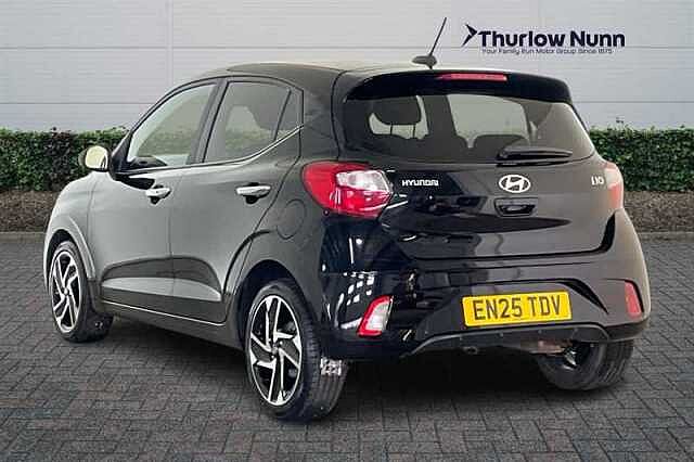 Hyundai I10 1.2 Premium Hatchback 5dr Petrol Auto Euro 6 (s/s) (79 ps) Black