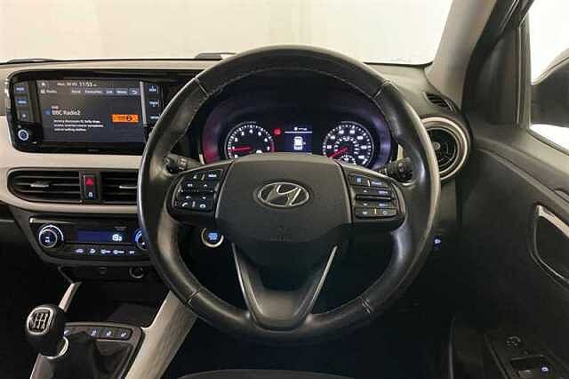 Hyundai I10 1.0 Premium Hatchback 5dr Petrol Manual Euro 6 (s/s) (67 ps) Black