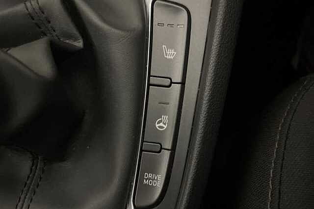 Hyundai KONA 1.0 T-GDi MHEV Premium SUV 5dr Petrol Hybrid Manual Euro 6 (s/s) (120 ps)