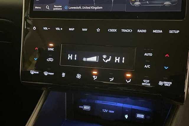 Hyundai TUCSON 1.6 h T-GDi Premium SUV 5dr Petrol Hybrid Auto Euro 6 (s/s) (230 ps) Silver