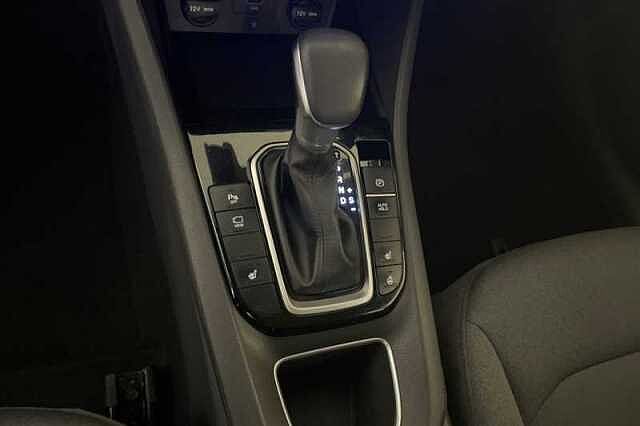 Hyundai IONIQ 1.6 h-GDi Premium Hatchback 5dr Petrol Hybrid DCT Euro 6 (s/s) (141 ps)