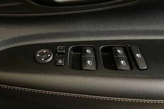 Hyundai i20 1.0 T-GDi Premium Hatchback 5dr Petrol DCT Euro 6 (s/s) (100 ps)