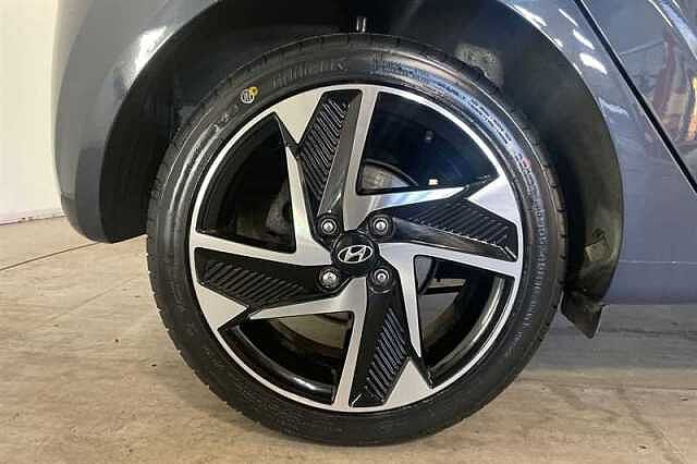 Hyundai i10 1.0 Premium Hatchback 5dr Petrol Auto Euro 6 (s/s) (67 ps)