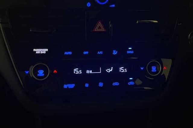 Hyundai IONIQ 1.6 h-GDi Premium Hatchback 5dr Petrol Hybrid DCT Euro 6 (s/s) (141 ps)