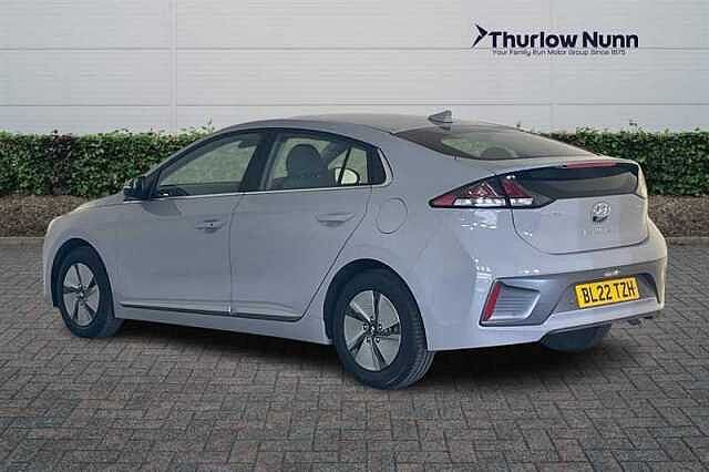 Hyundai IONIQ 1.6 h-GDi Premium Hatchback 5dr Petrol Hybrid DCT Euro 6 (s/s) (141 ps)