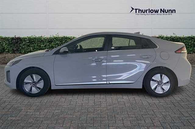 Hyundai IONIQ 1.6 h-GDi Premium Hatchback 5dr Petrol Hybrid DCT Euro 6 (s/s) (141 ps)