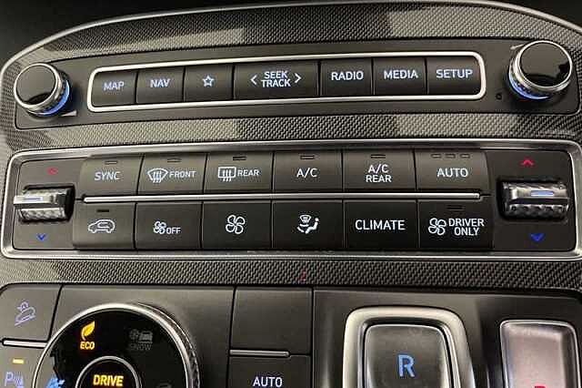Hyundai SANTA FE 1.6 h T-GDi Ultimate SUV 5dr Petrol Hybrid Auto 4WD Euro 6 (s/s) (230 ps)
