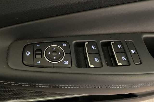 Hyundai SANTA FE 1.6 h T-GDi Ultimate SUV 5dr Petrol Hybrid Auto 4WD Euro 6 (s/s) (230 ps)