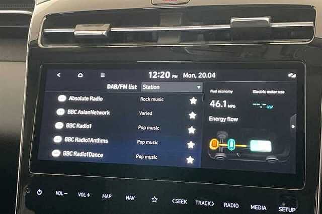 Hyundai TUCSON 1.6 h T-GDi Premium SUV 5dr Petrol Hybrid Auto Euro 6 (s/s) (230 ps)