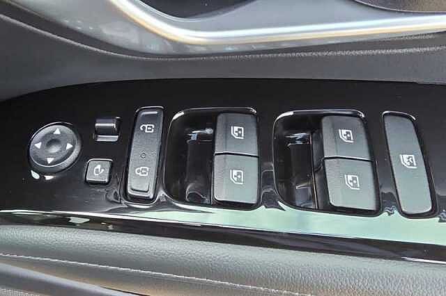 Hyundai TUCSON 1.6 h T-GDi Ultimate SUV 5dr Petrol Hybrid Auto Euro 6 (s/s) (230 ps) Grey