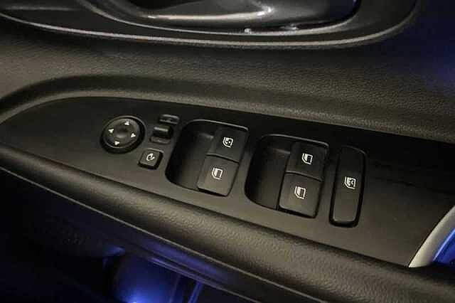 Hyundai i20 1.0 T-GDi Premium Hatchback 5dr Petrol DCT Euro 6 (s/s) (100 ps)