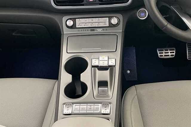 Hyundai KONA 64kWh Ultimate SUV 5dr Electric Auto (10.5kW Charger) (204 ps)