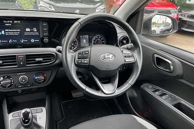 Hyundai i10 1.0 SE Connect Hatchback 5dr Petrol Auto Euro 6 (s/s) (67 ps)