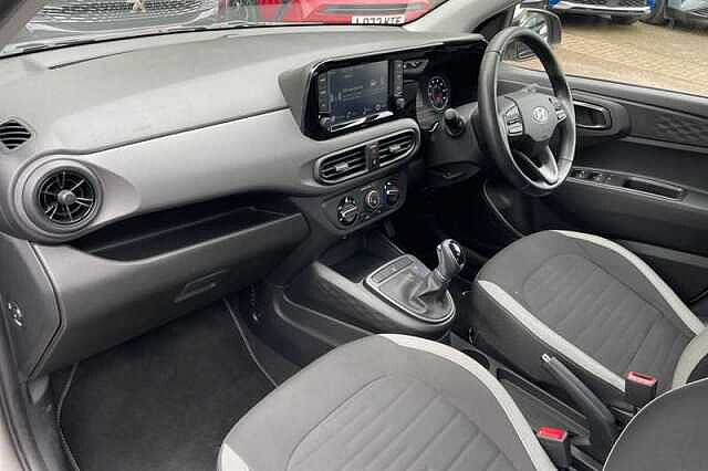 Hyundai i10 1.0 SE Connect Hatchback 5dr Petrol Auto Euro 6 (s/s) (67 ps)