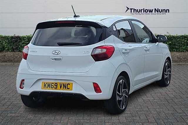 Hyundai i10 1.0 Premium Hatchback 5dr Petrol Manual Euro 6 (s/s) (67 ps)