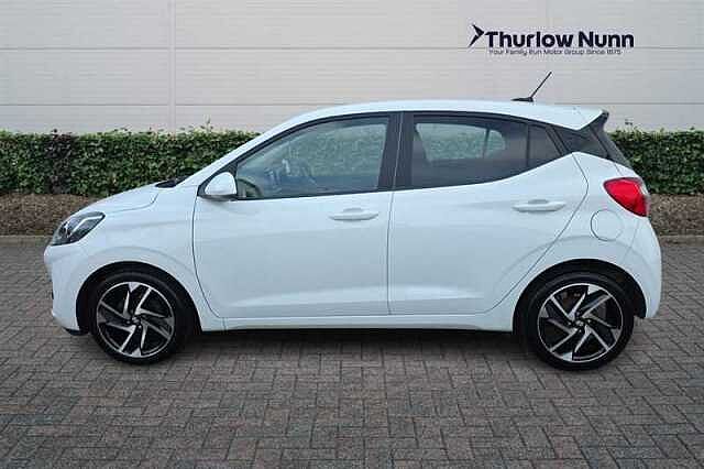 Hyundai i10 1.0 Premium Hatchback 5dr Petrol Manual Euro 6 (s/s) (67 ps)