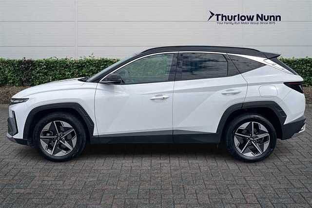 Hyundai TUCSON 1.6 T-GDi Premium SUV 5dr Petrol Manual Euro 6 (s/s) (160 ps) White