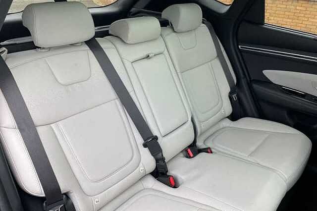 Hyundai TUCSON 1.6 T-GDi 13.8kWh Ultimate SUV 5dr Petrol Plug-in Hybrid Auto 4WD Euro 6 (s/s) ( Blue