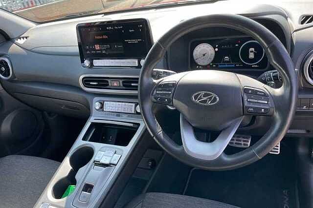 Hyundai KONA 64kWh Premium SUV 5dr Electric Auto (10.5kW Charger) (204 ps) Red