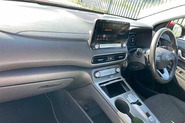 Hyundai KONA 64kWh Premium SUV 5dr Electric Auto (10.5kW Charger) (204 ps) Red