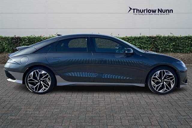 Hyundai IONIQ 6 77.4kWh Premium Saloon 4dr Electric Auto (228 ps) Grey