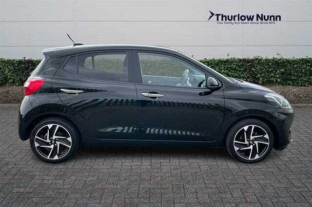 Hyundai i10 1.0 Premium Hatchback 5dr Petrol Auto Euro 6 (s/s) (63 ps)