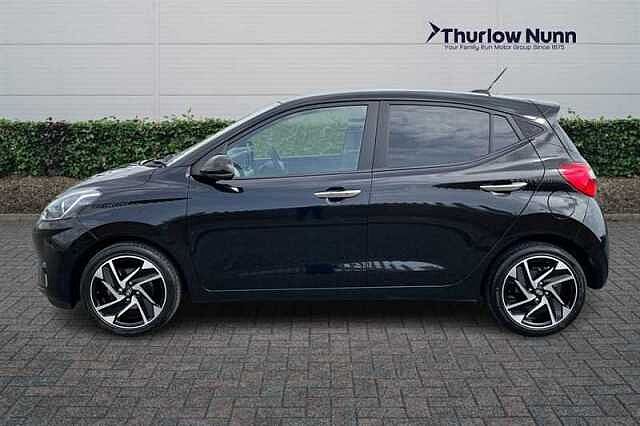 Hyundai i10 1.0 Premium Hatchback 5dr Petrol Auto Euro 6 (s/s) (63 ps)