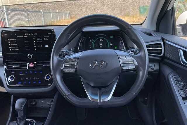 Hyundai IONIQ 1.6 h-GDi Premium Hatchback 5dr Petrol Hybrid DCT Euro 6 (s/s) (141 ps)