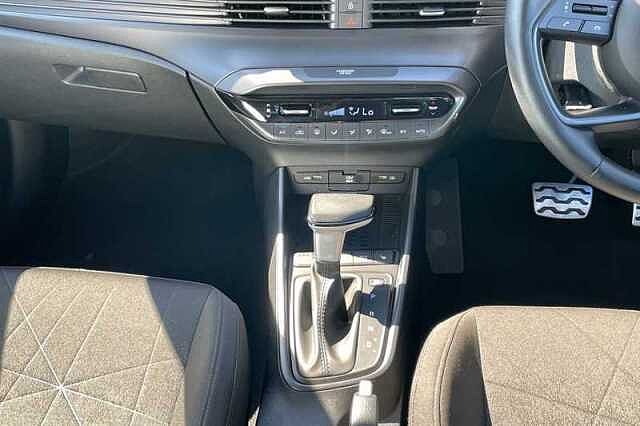 Hyundai BAYON 1.0 T-GDi MHEV Premium SUV 5dr Petrol Hybrid DCT Euro 6 (s/s) (100 ps)