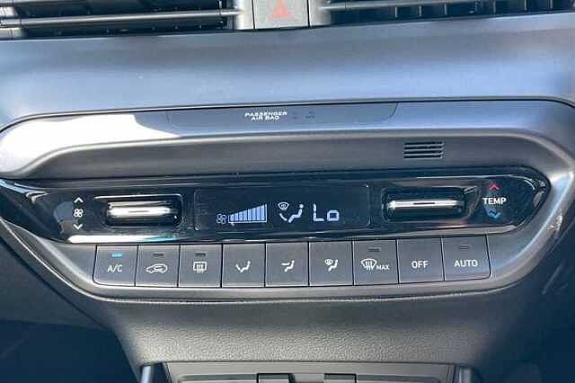 Hyundai BAYON 1.0 T-GDi MHEV Premium SUV 5dr Petrol Hybrid DCT Euro 6 (s/s) (100 ps)