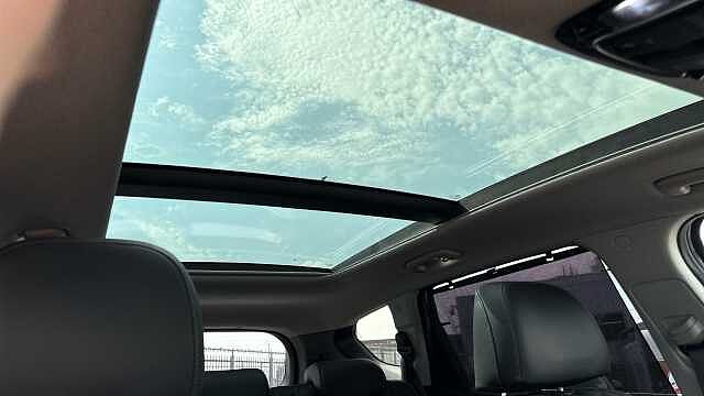 Hyundai SANTA FE ULTIMATE 1.6 TGDi Hybrid  4WD Auto Estate