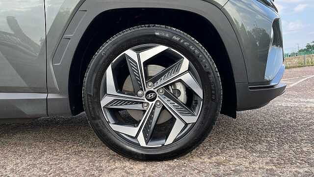 Hyundai TUCSON TUCSON HYBRID PHEV PREM 265PS 4WD