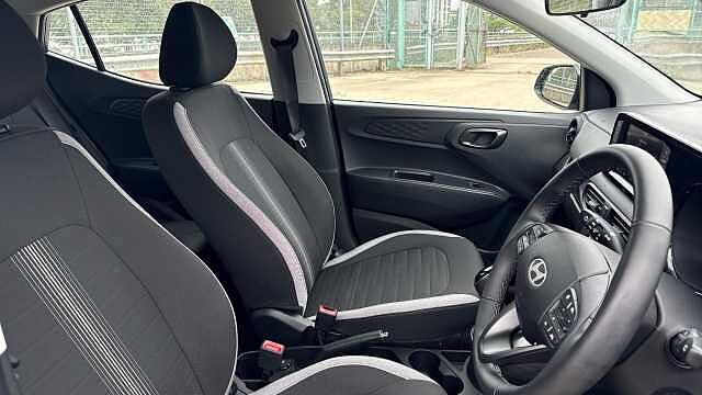 Hyundai i10 1.0 [63] Advance 5dr Auto [Nav]