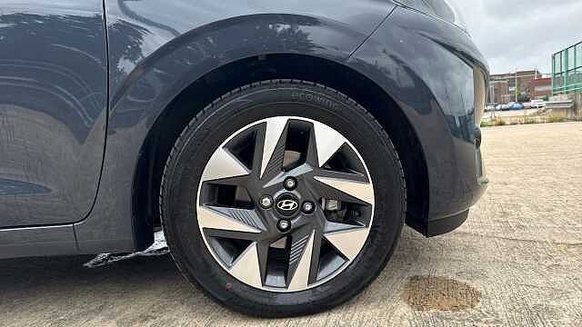 Hyundai i10 1.0 [63] Advance 5dr Auto [Nav]