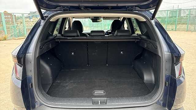 Hyundai TUCSON 1.6T Plug-in Hybrid Premium 5dr 4WD Auto