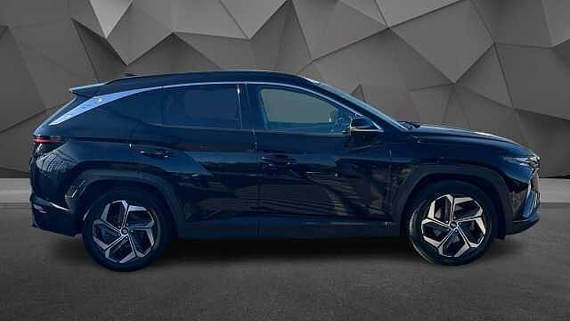 Hyundai TUCSON 1.6 TGDi Hybrid (HEV) 230 Ultimate 5dr 2WD Auto Phantom Black