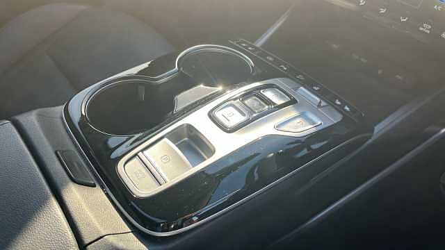 Hyundai TUCSON 1.6 TGDi Hybrid (HEV) 230 Ultimate 5dr 2WD Auto Phantom Black
