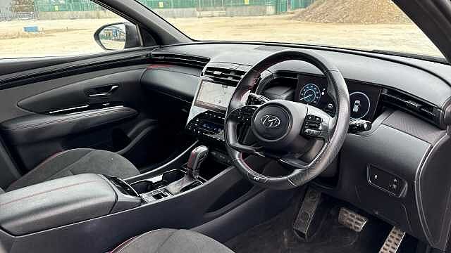 Hyundai TUCSON NLINE 150PS DCT 48V 22 PHANTOM BLACK