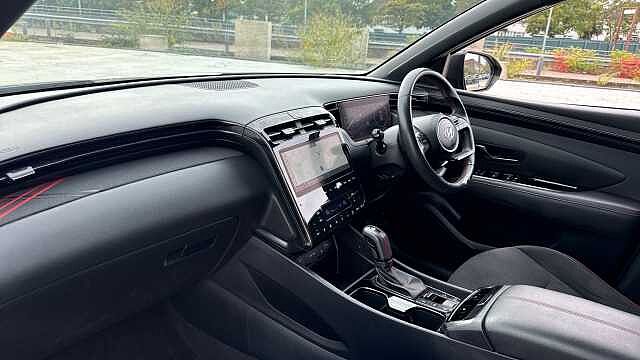 Hyundai TUCSON NLINE 150PS DCT 48V 22 PHANTOM BLACK