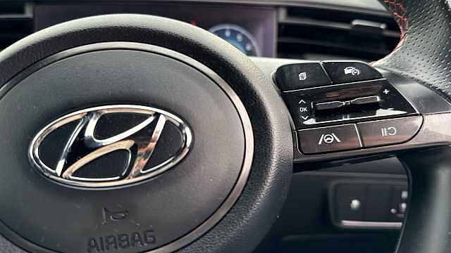 Hyundai TUCSON NLINE 150PS DCT 48V 22 PHANTOM BLACK