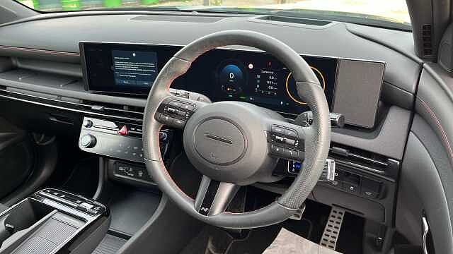 Hyundai TUCSON 1.6T Hybrid  HEV N Line S 5dr 4WD Auto Abyss Black