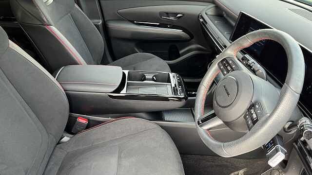 Hyundai TUCSON 1.6T Hybrid  HEV N Line S 5dr 4WD Auto Abyss Black