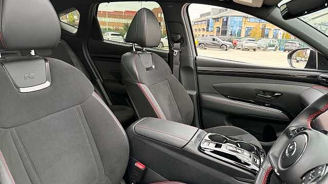 Hyundai TUCSON TUCSON HEV NLINE S 230PS A/T 22 SHIMMERING SILVER