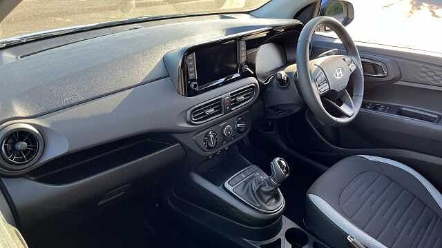 Hyundai i10 1.0 [63] Advance 5dr Auto [Nav]