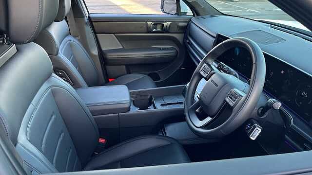 Hyundai SANTA FE SANTA FE Plug-in  Hybrid PHEV CALLIGR 4WD MY25