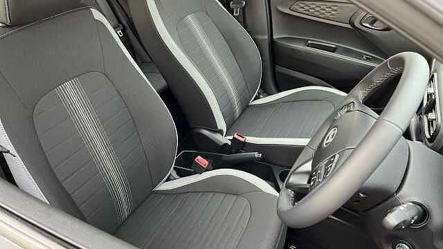 Hyundai i10 ADVANCE 1.0 63PS AMT MY25